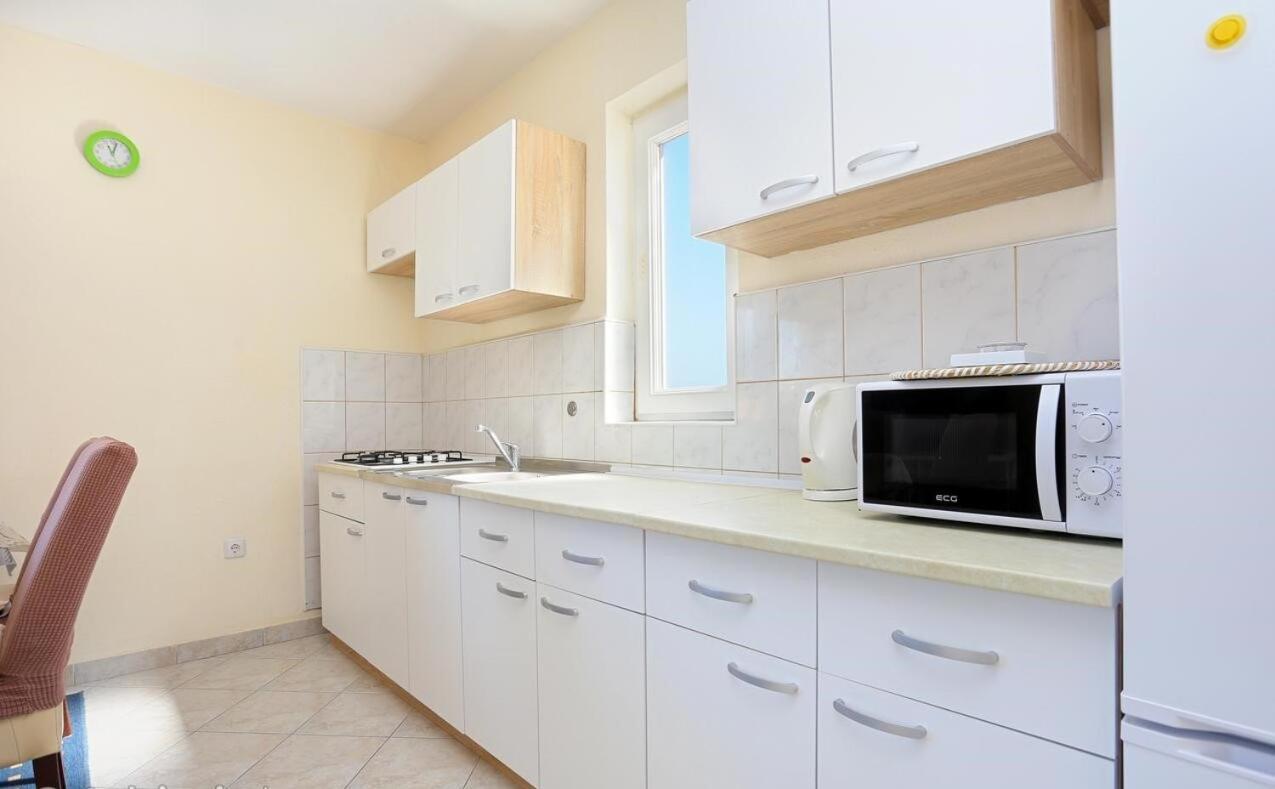 Katja Apartment 特罗吉尔 外观 照片