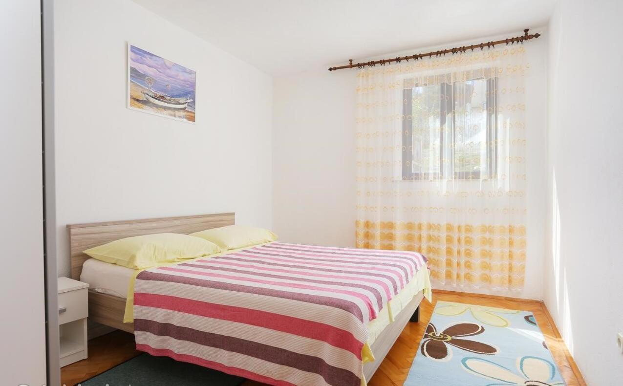 Katja Apartment 特罗吉尔 外观 照片